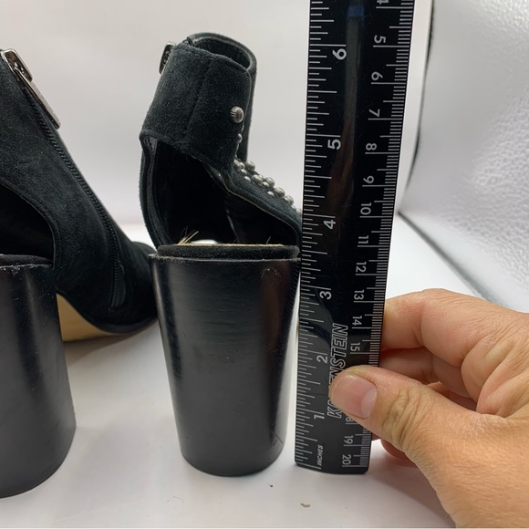 Vince Camuto Suede Peep Toe Heeled Sandals Machinie Black True Suede SZ 6.5 - Picture 3 of 9